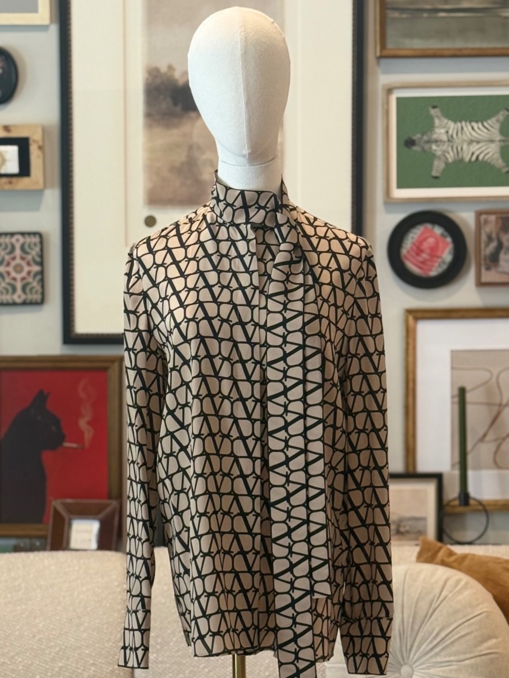 NWT Valentino Toile Iconographe Silk Tie-Neck Blouse IT 40